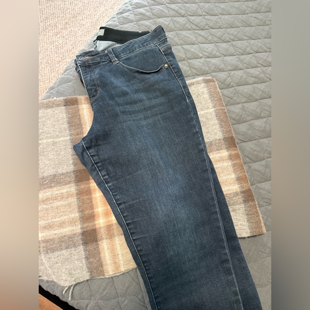 Wit & Wisdom Straight-Leg Jeans in Dark Blue Denim